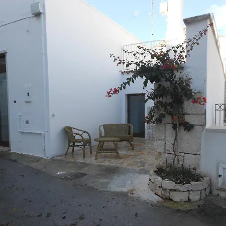 Bed & Breakfast Agape Fra I Trulli Dimora Orchidea