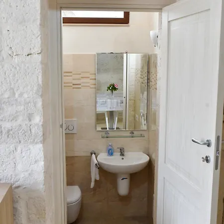 Bed & Breakfast Agape Fra I Trulli Dimora Orchidea Alberobello